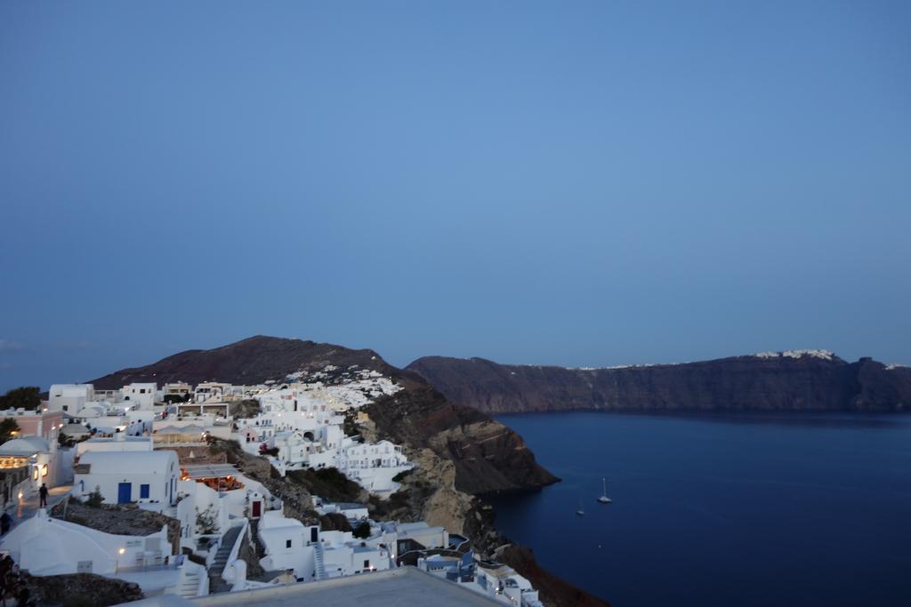 Top Oia Bagian luar foto