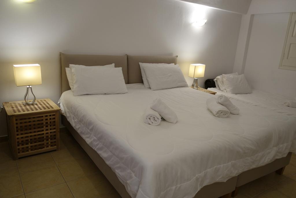 Top Oia Bagian luar foto
